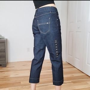 Banana Republic cropped length/Capris